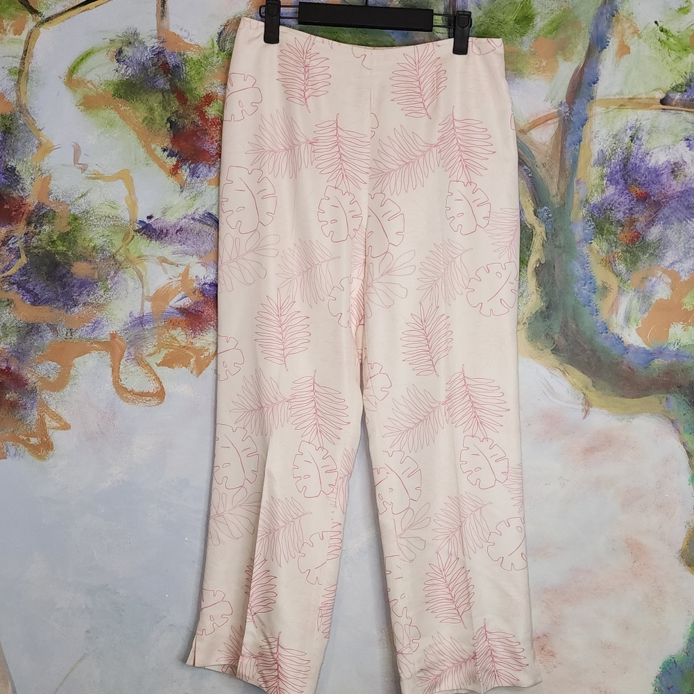 Excellent Condition Harold's Size 6 Silk & Cotton Pink Fauna Crop Trouser